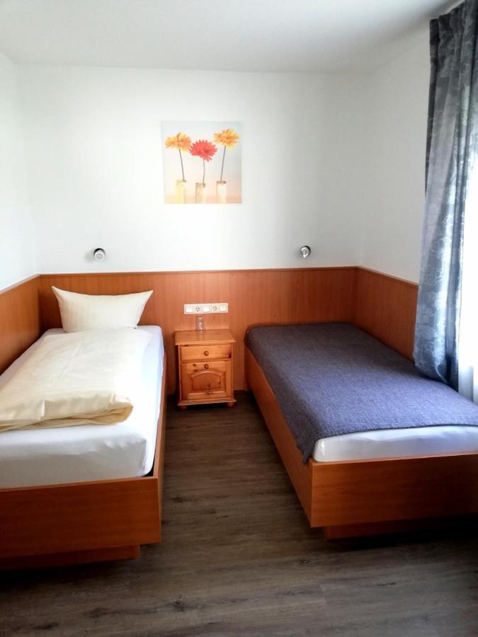Hotel Pellmuehle Йевер Екстериор снимка