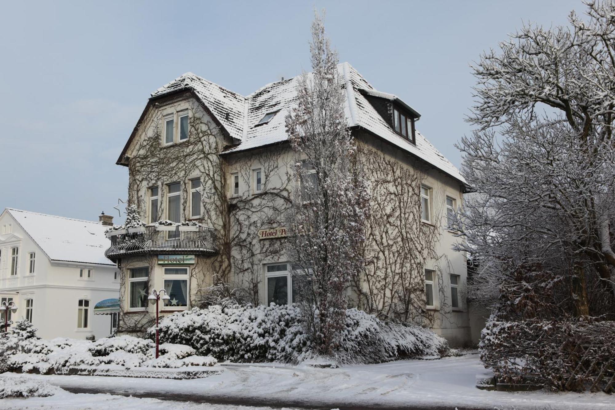 Hotel Pellmuehle Йевер Екстериор снимка