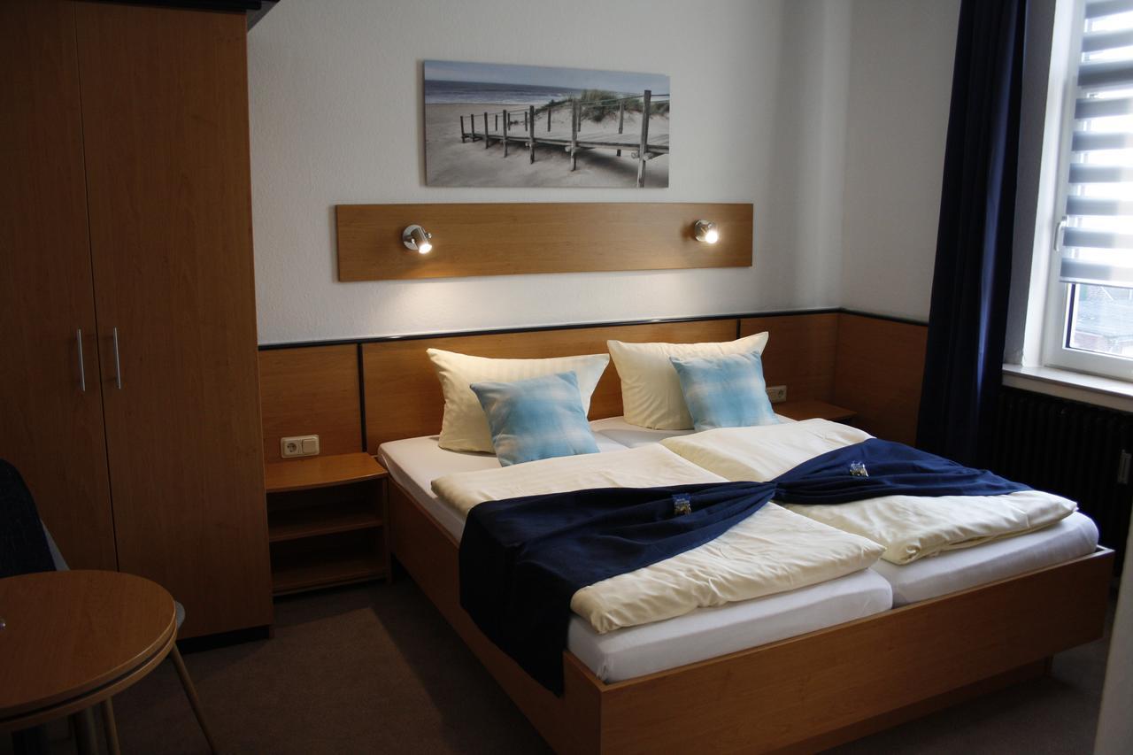 Hotel Pellmuehle Йевер Екстериор снимка