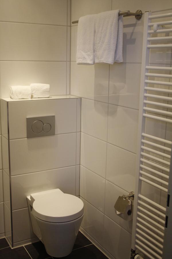 Hotel Pellmuehle Йевер Екстериор снимка